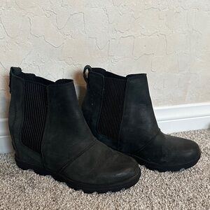Sorel Joan of Arc Black Ankle Booties
